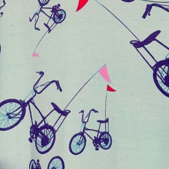 LuLaRoe Irma tunic with bicycle print size small - Picture 4 of 6